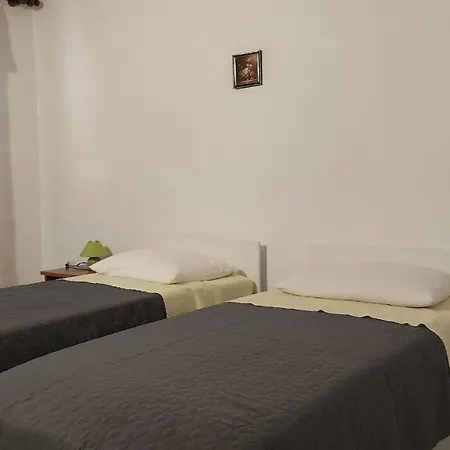 Apartament Nar