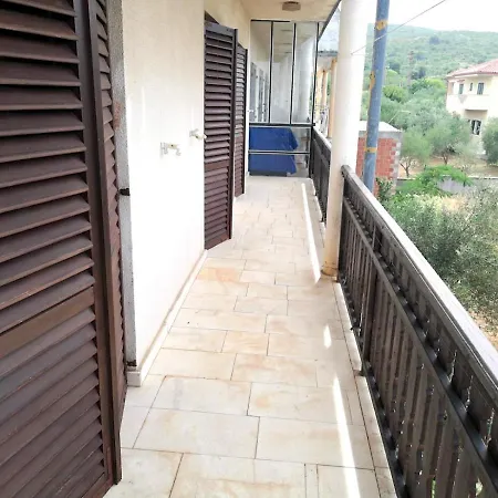 Apartament Nar Mrljane