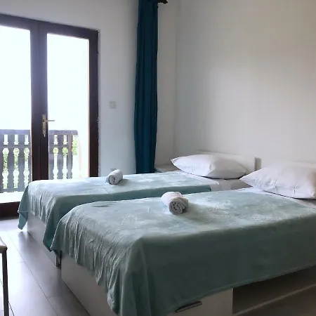 Nar Apartment Mrljane