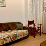 Nar Apartment *