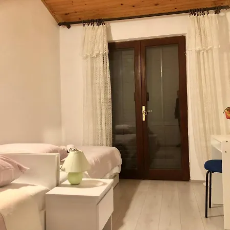 Nar Apartment *