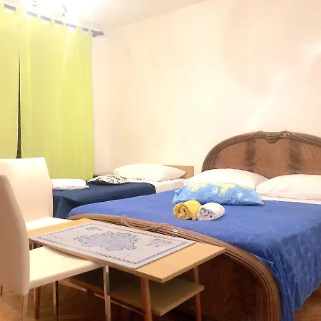 Nar Lejlighed Mrljane