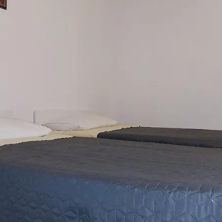 Nar Apartment *