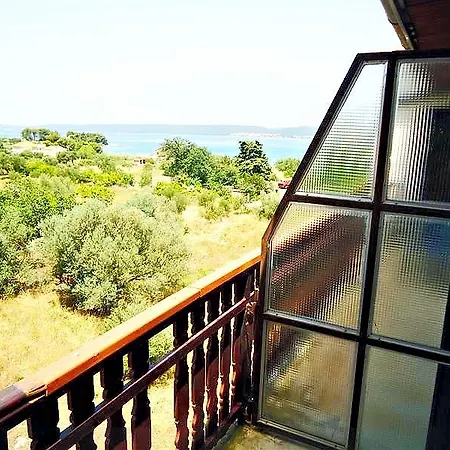 Nar Apartment *