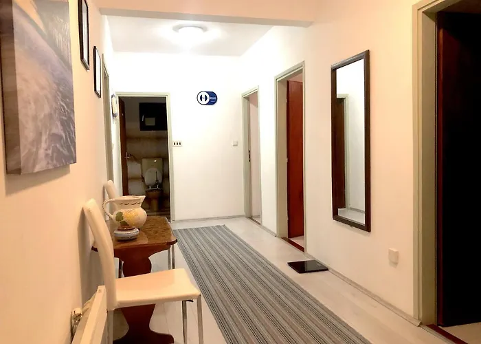 Nar Apartman Mrljane